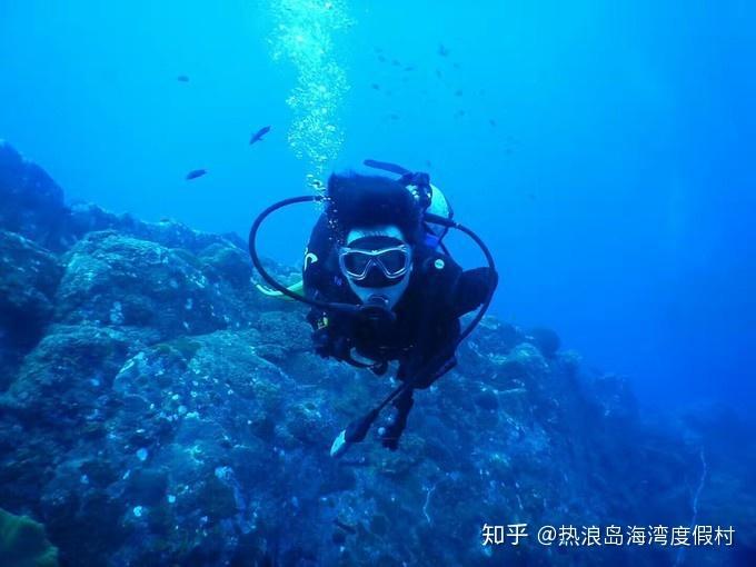 女孩清洁音乐室